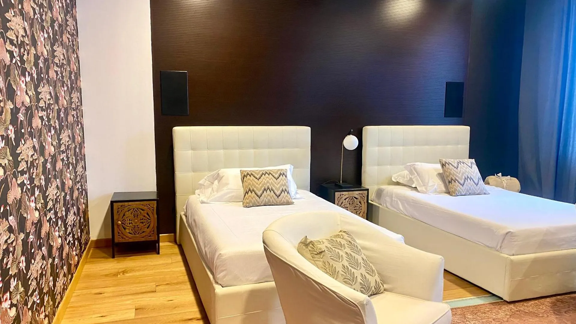 Intomilan I Design Apartment Galleria Del Corso Ιταλία